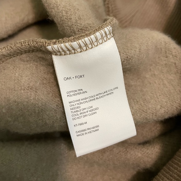 BNWT Oak + Fort Unisex Sweatshirt - Picture 5 of 5